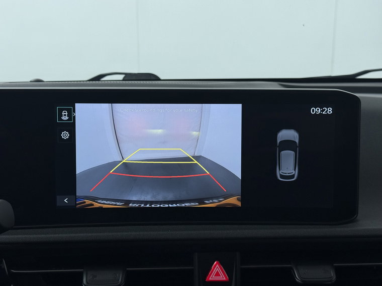 Vehicle Image 30