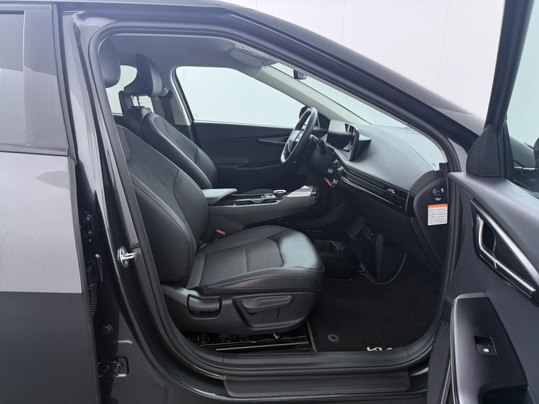Vehicle Image 41