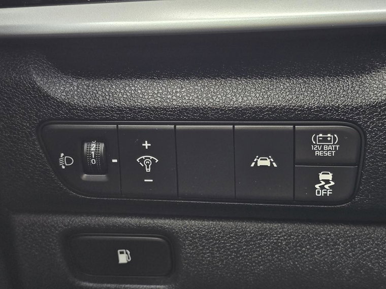 Vehicle Image 27