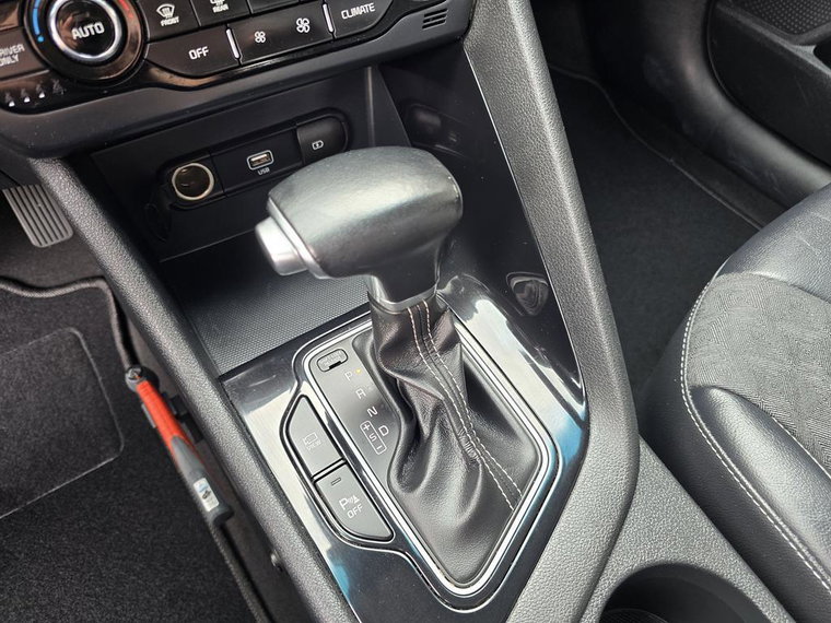 Vehicle Image 28