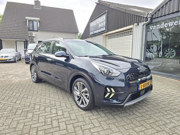 Vehicle Image 35