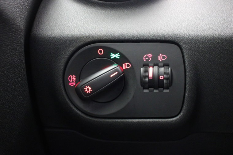 Vehicle Image 26