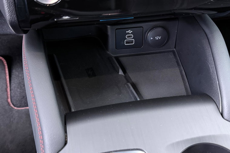 Vehicle Image 32
