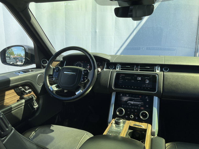 Vehicle Image 30