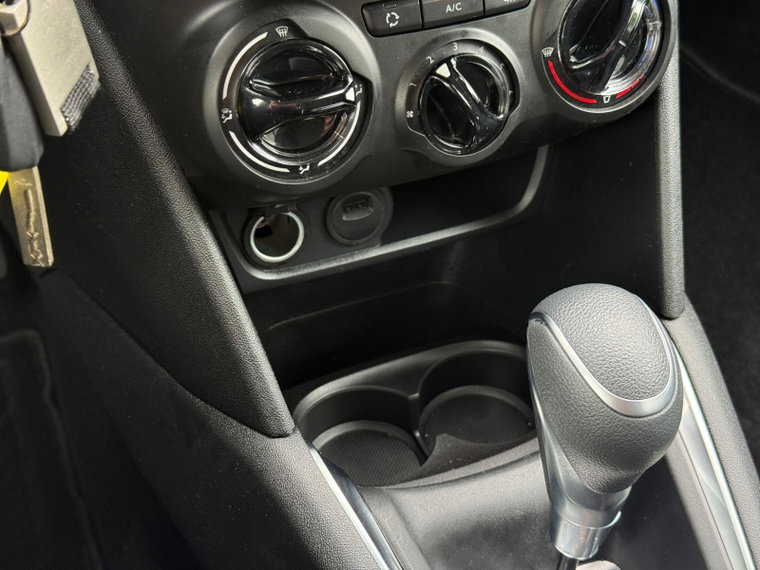 Vehicle Image 24
