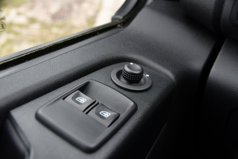 Vehicle Image 30