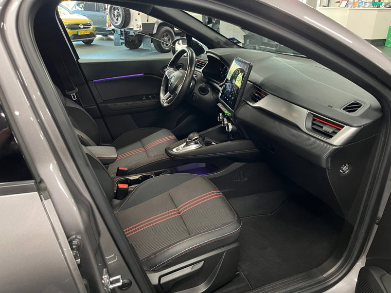 Vehicle Image 33