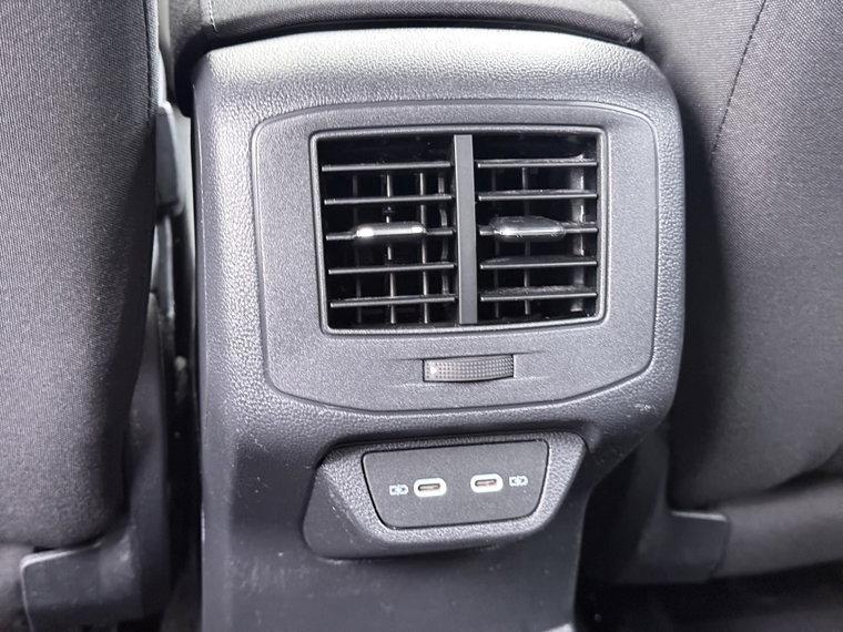 Vehicle Image 28