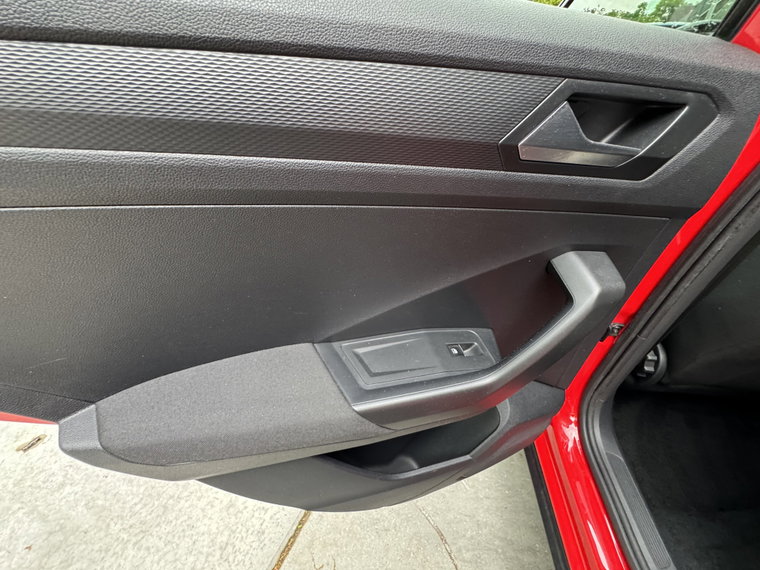 Vehicle Image 39
