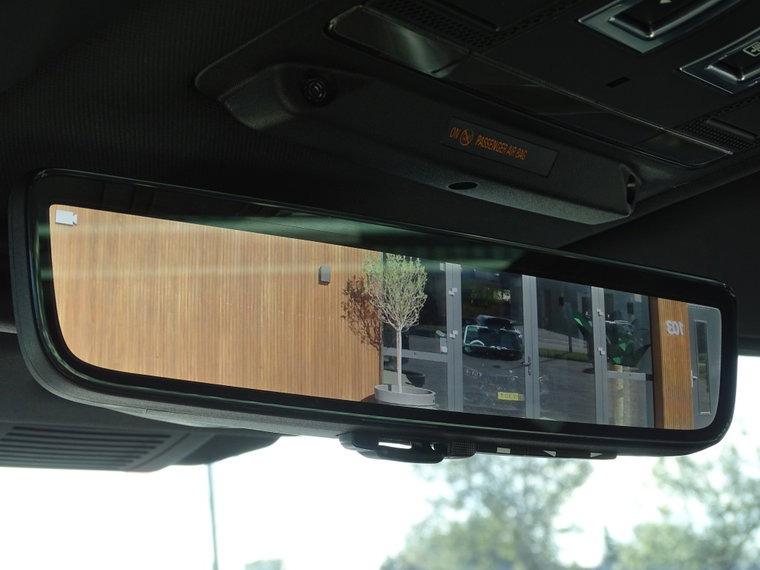 Vehicle Image 35