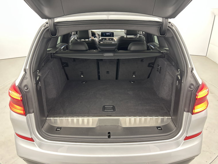 Vehicle Image 33