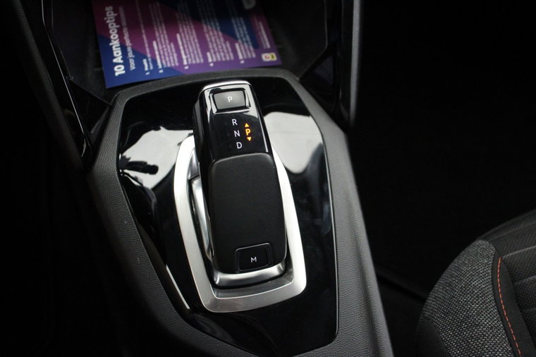 Vehicle Image 24