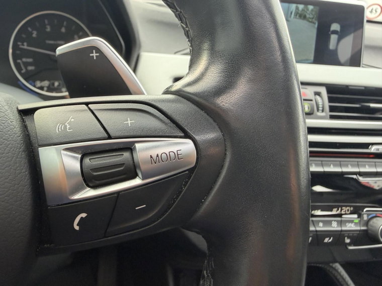 Vehicle Image 38