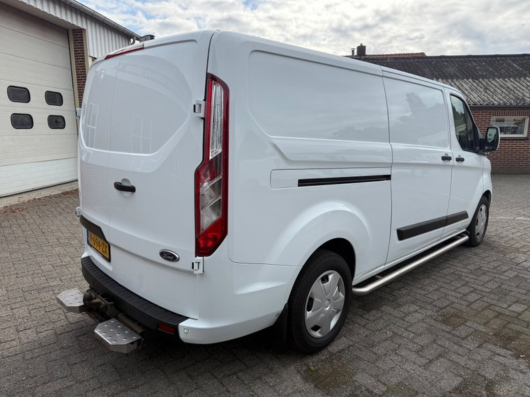 Vehicle Image 27
