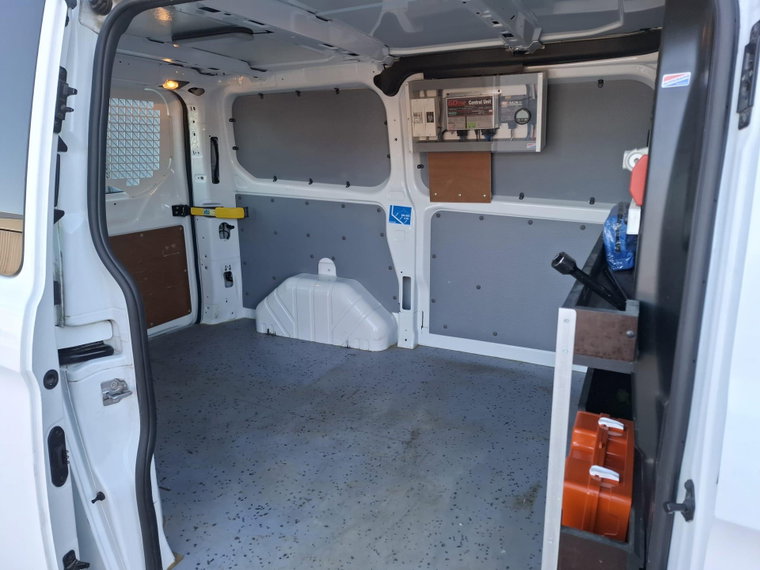 Vehicle Image 36