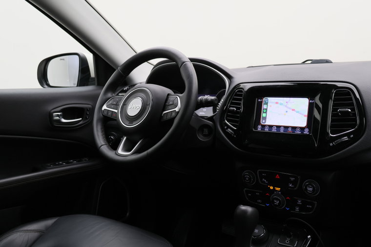 Vehicle Image 26