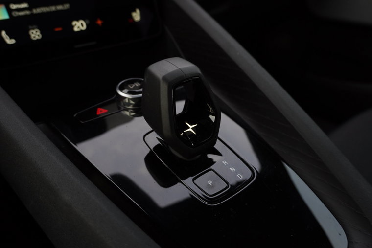 Vehicle Image 36