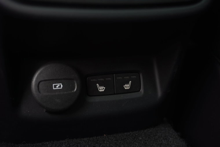 Vehicle Image 40