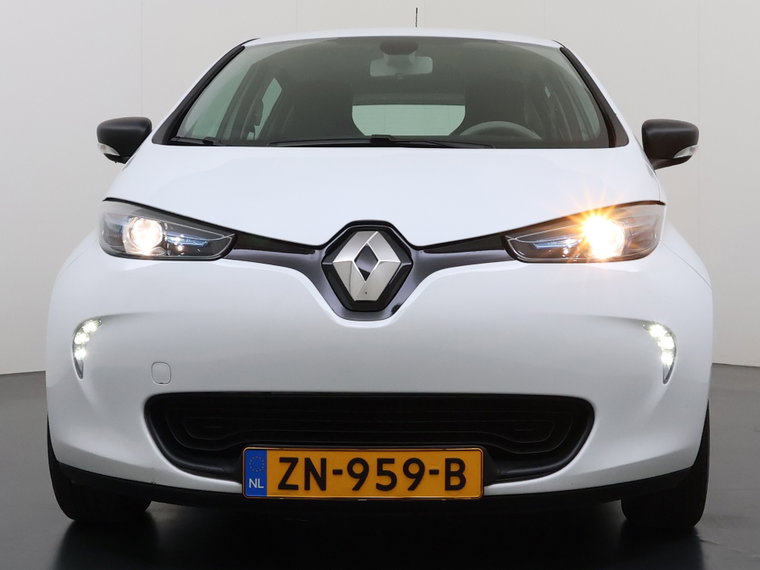 Vehicle Image 36