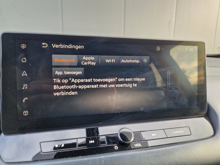 Vehicle Image 25