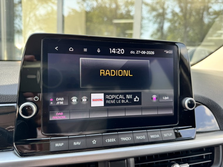 Vehicle Image 19