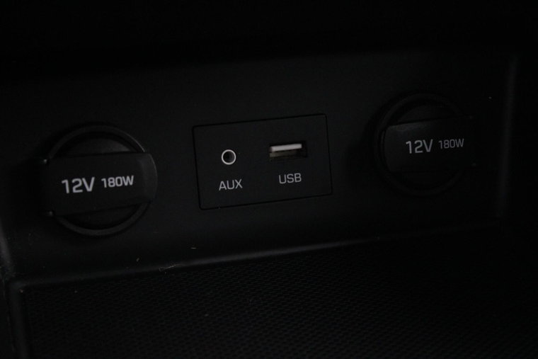 Vehicle Image 24