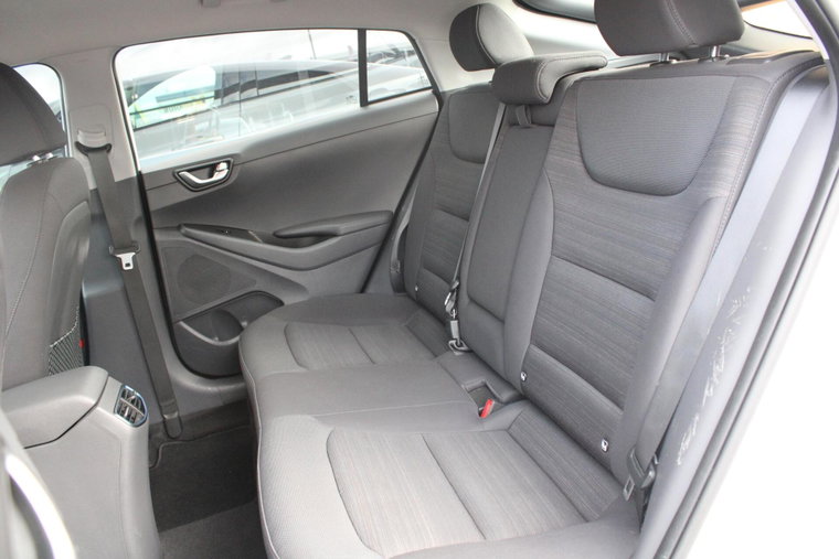 Vehicle Image 31