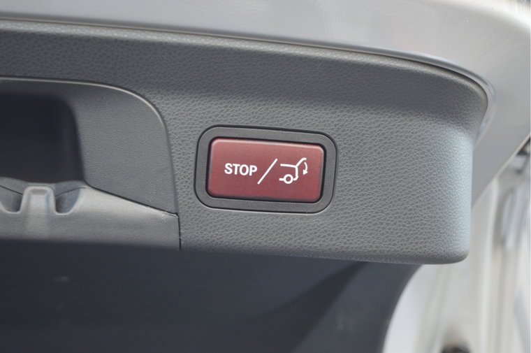 Vehicle Image 22