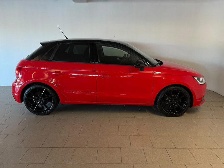 Vehicle Image 6