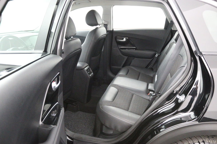 Vehicle Image 29