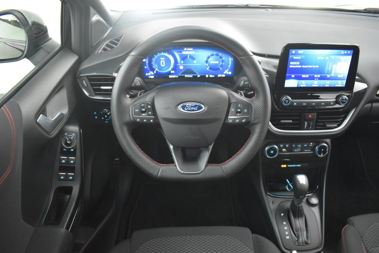 Vehicle Image 13