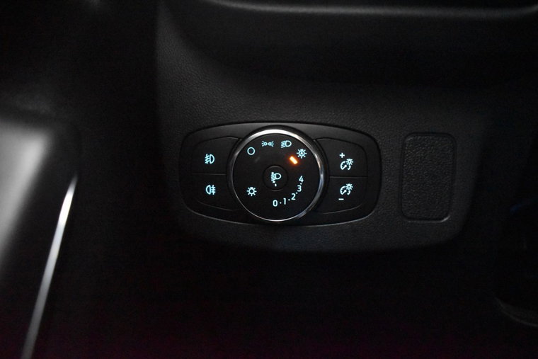 Vehicle Image 17