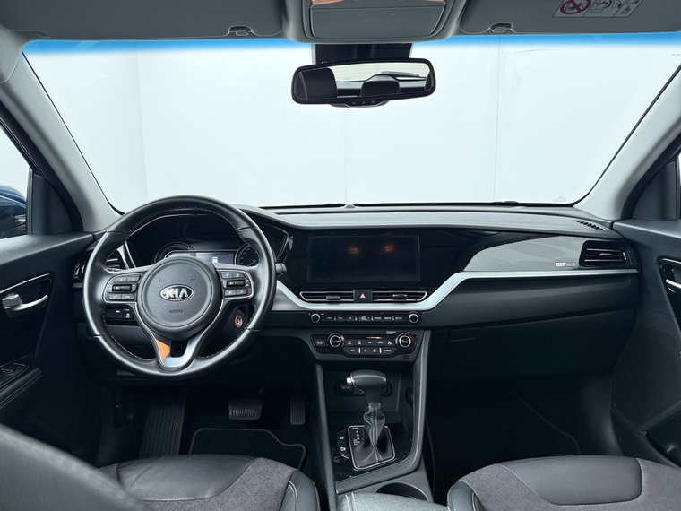 Vehicle Image 36