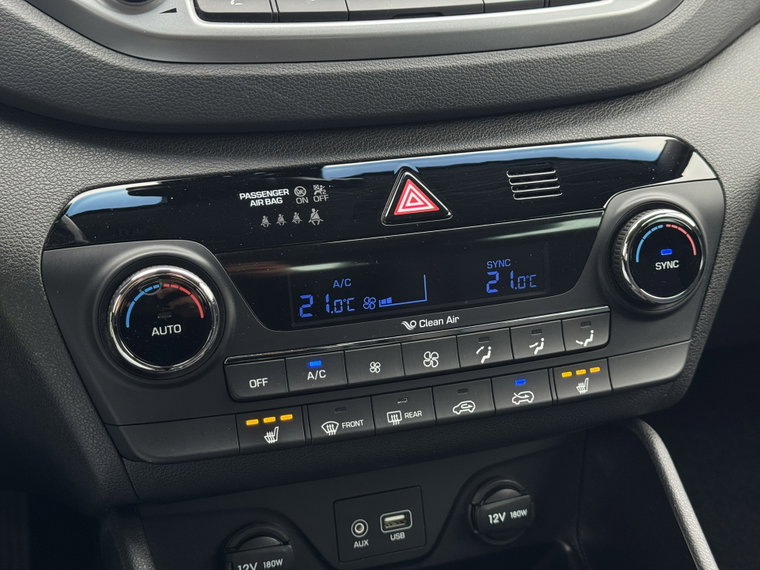 Vehicle Image 28