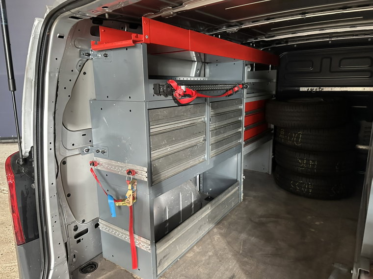Vehicle Image 14