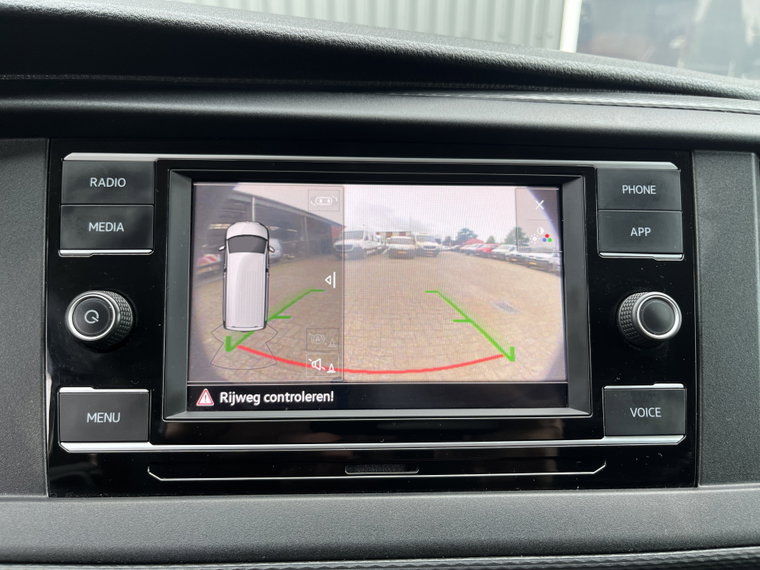 Vehicle Image 35