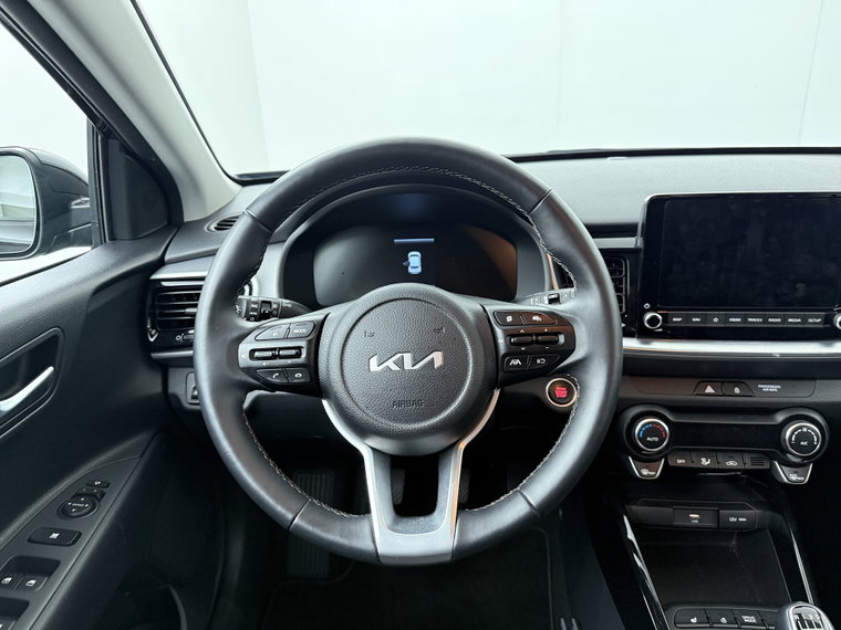 Vehicle Image 37