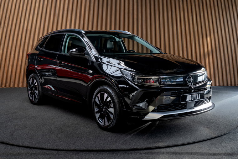 Vehicle Image 7