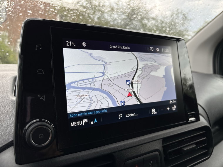 Vehicle Image 22
