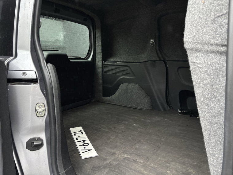 Vehicle Image 27