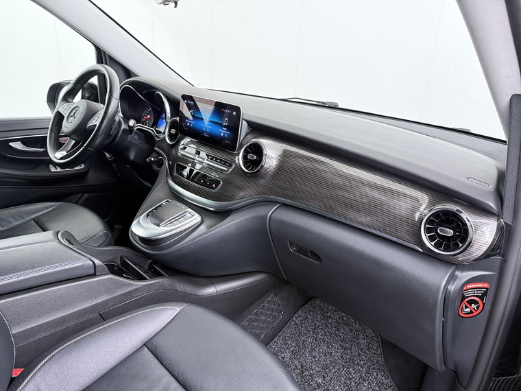 Vehicle Image 40