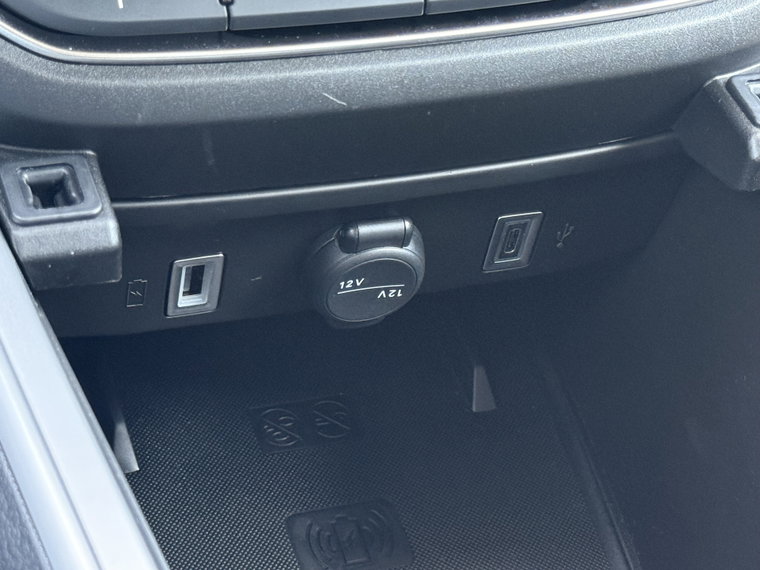 Vehicle Image 36