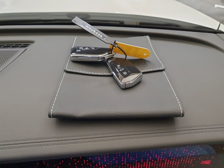 Vehicle Image 31