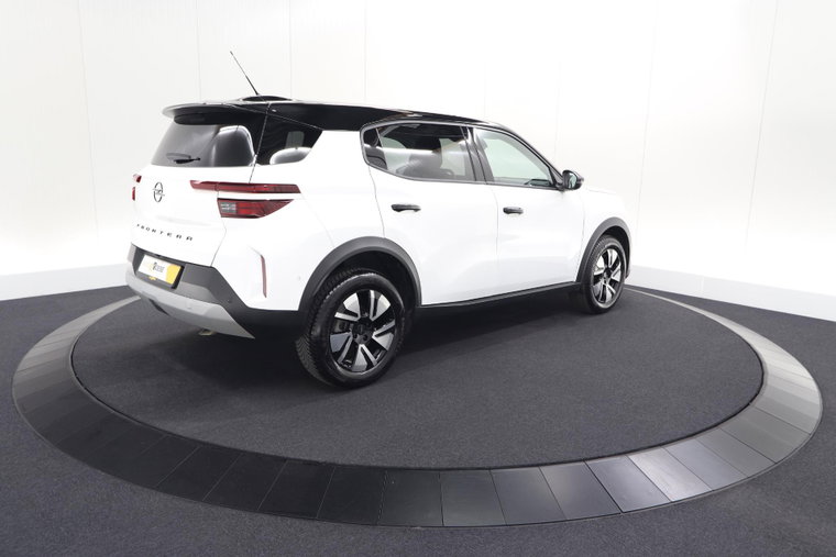 Vehicle Image 38