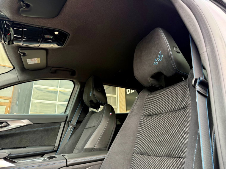 Vehicle Image 17