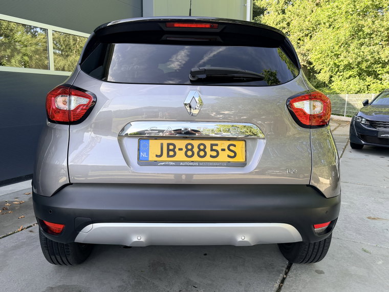 Vehicle Image 45