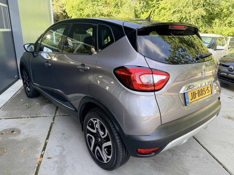Vehicle Image 50