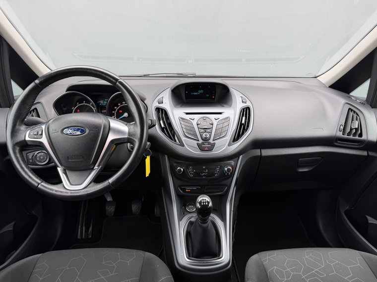 Vehicle Image 18