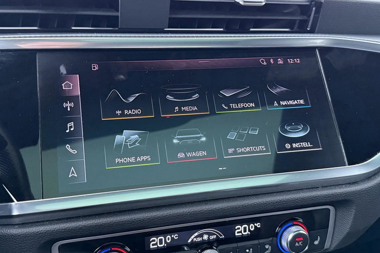 Vehicle Image 22