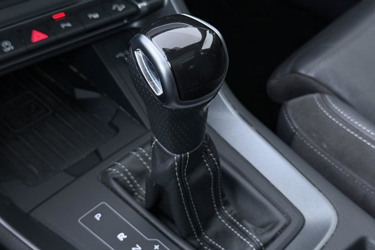 Vehicle Image 35